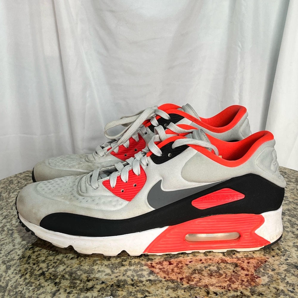 Nike Air Max 10 1/2